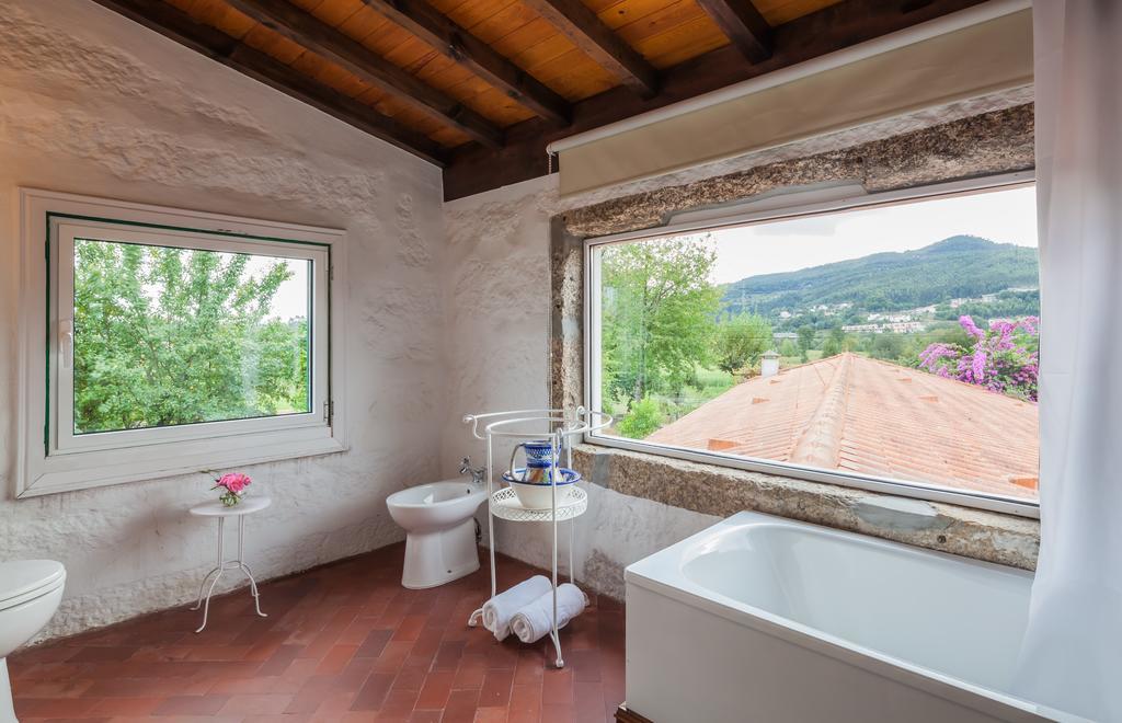 1720 Quinta Da Cancela - Winery & Farmhouse Гімарайнш Номер фото