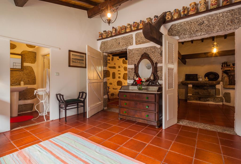 1720 Quinta Da Cancela - Winery & Farmhouse Гімарайнш Номер фото